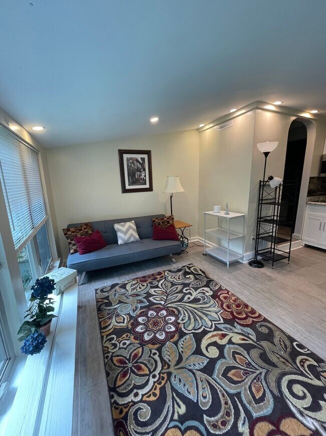 property at 2971 S River Rd
