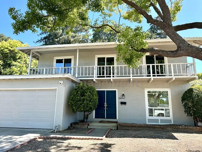 property at 824 San Simeon Dr