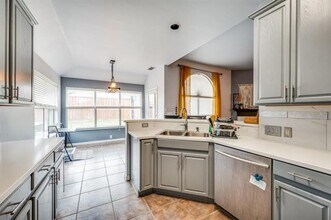 1004 Broken Spoke Dr in Little Elm, TX - Building Photo - Building Photo