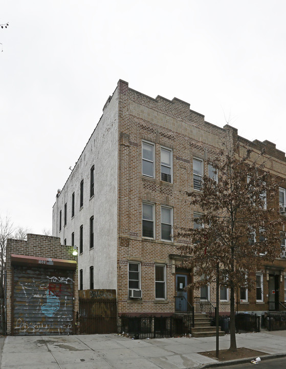 1509 Jefferson Ave in Brooklyn, NY - Building Photo