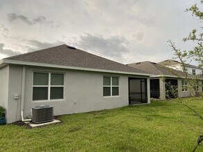 17132 Harvest Moon Way in Bradenton, FL - Building Photo - Building Photo
