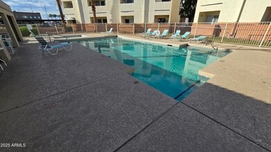 12123 W Bell Rd in Surprise, AZ - Building Photo - Building Photo