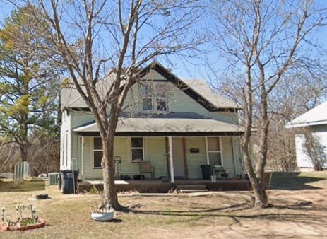 property at 806 S Bell Ave