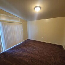 842 S Norfolk St in Indianapolis, IN - Foto de edificio - Building Photo