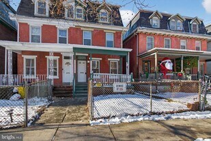 39 Carroll St in Trenton, NJ - Building Photo