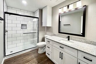 Parkwood Terrace in Round Rock, TX - Foto de edificio - Building Photo