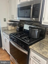 14432 Four Chimney Dr in Centreville, VA - Building Photo - Building Photo