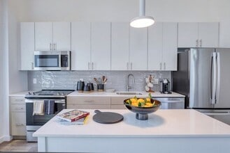 Hamilton Crossing in White Plains, NY - Foto de edificio - Interior Photo