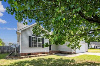 118 Gait Ct in Raeford, NC - Building Photo - Building Photo