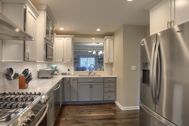205 Mapleton Dr in Harrisburg, PA - Building Photo - Building Photo