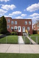 5246 4th St in Baltimore, MD - Building Photo