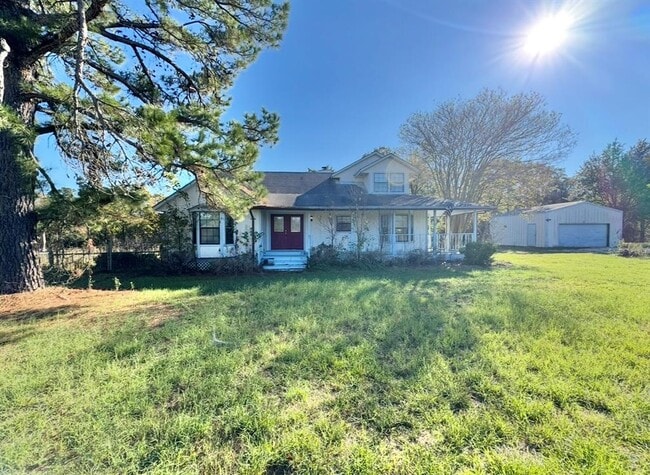 233 FM 696 in Elgin, TX - Building Photo - Building Photo