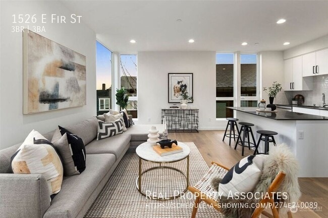 1526 E Fir St in Seattle, WA - Building Photo - Building Photo