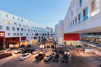 Building Photo - One Santa Fe Residential Apartments in Los Angeles, California