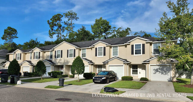 7124 Timmerman Ln in Jacksonville, FL - Foto de edificio - Building Photo