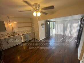 209 Woodbridge Ln in Kansas City, MO - Building Photo - Building Photo