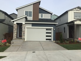 3751 SW 40th St in Gresham, OR - Building Photo