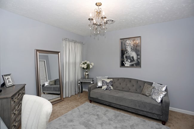 Villas at Charleston in Columbiana, OH - Foto de edificio - Interior Photo