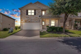 7433 Sunset Heights Cir in Austin, TX - Building Photo - Building Photo