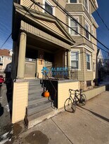 45 Cherokee St, Unit 3 in Boston, MA - Building Photo