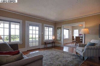 643 Santa Rosa Ave in Berkeley, CA - Building Photo - Building Photo
