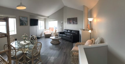 605 S Myers St in Oceanside, CA - Foto de edificio - Building Photo