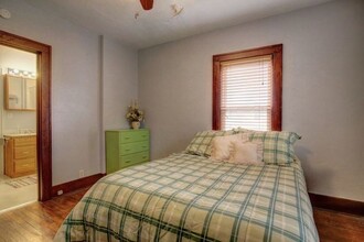 1105 W Hill St in Urbana, IL - Building Photo - Building Photo