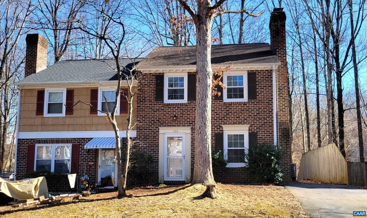 126 Quince Ln in Charlottesville, VA - Building Photo