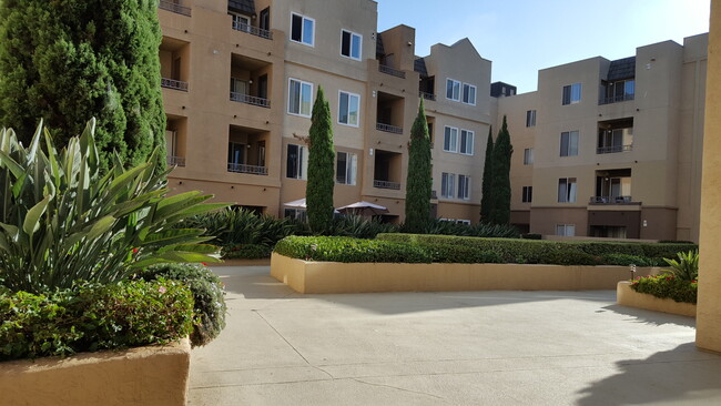 3550 Lebon Dr, Unit 6311 in San Diego, CA - Building Photo - Building Photo