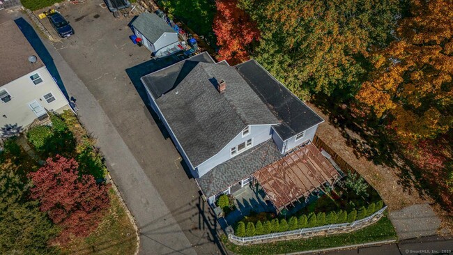 property at 11 Grandview Ave