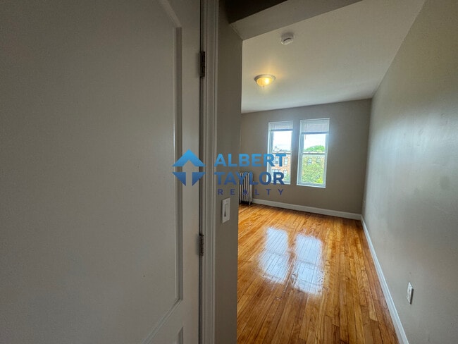 119 Washington St, Unit 5