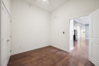 710 Chestnut St in Philadelphia, PA - Building Photo - Building Photo