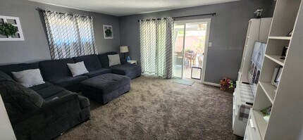 11782 Palmwood Dr in Garden Grove, CA - Building Photo - Building Photo