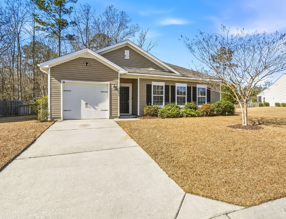 3720 Blackjack Rd in Ladson, SC - Building Photo
