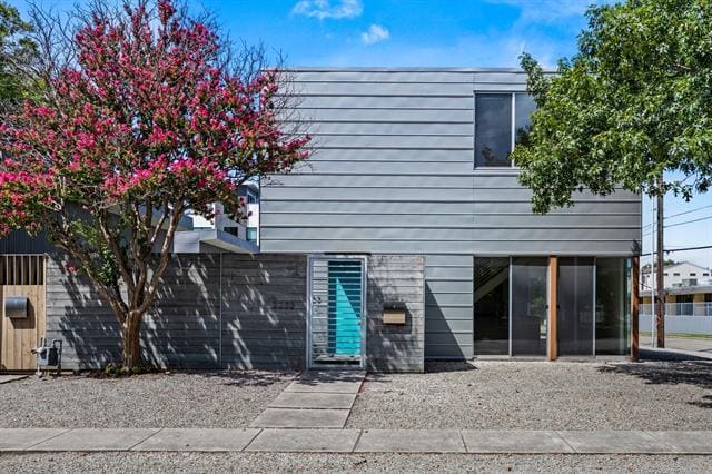 property at 2223 Annex Ave