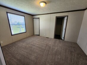 659 Oregon St in Belleville, MI - Building Photo - Building Photo