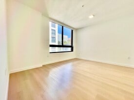 190 NW 27th St, Unit A4 in Miami, FL - Building Photo