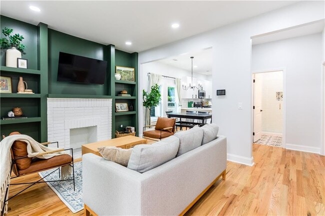 3320 Sims St in Hapeville, GA - Building Photo - Building Photo