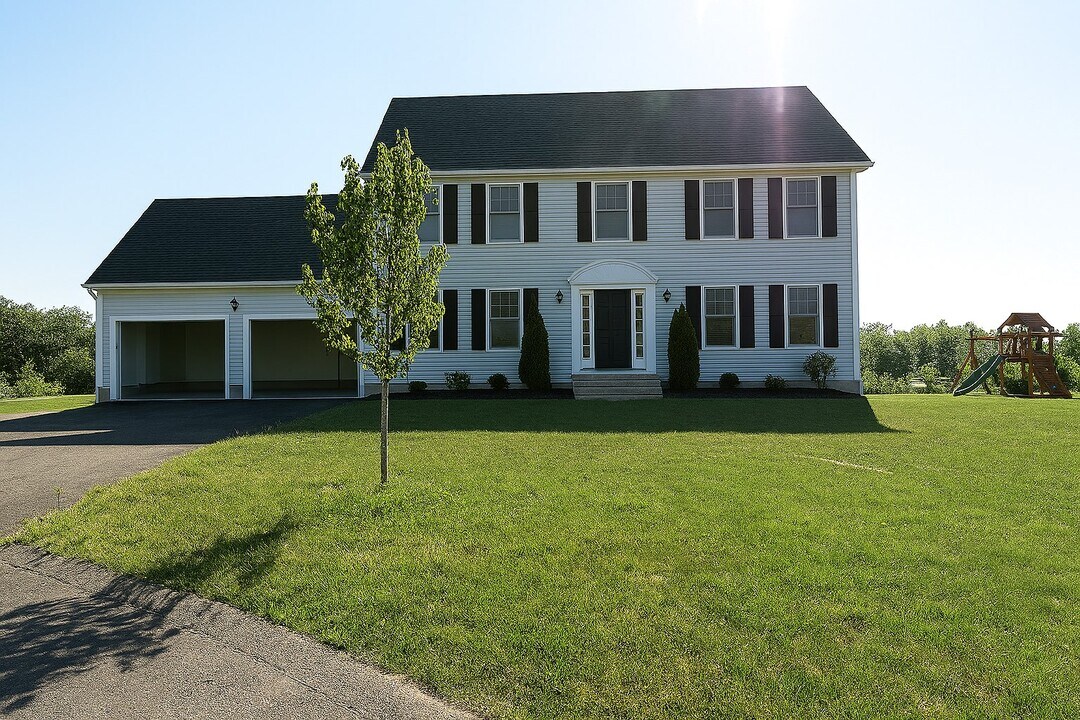 6 Pepperbush Court, Unit 6PepperbushCt in Grafton, MA - Foto de edificio