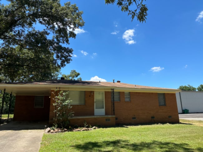 property at 8 Frostwood Dr