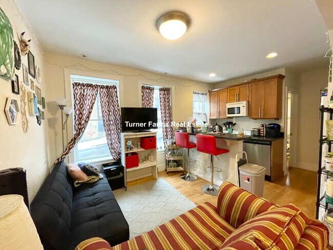 836 Huntington Ave, Unit 1