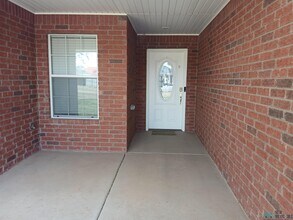 2229 Reese Dr in Clovis, NM - Building Photo - Building Photo