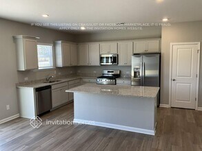 532 Almere Dr in Hampton, GA - Foto de edificio - Building Photo