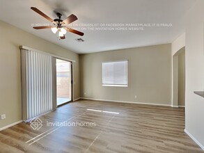 43202 W Michaels Dr in Maricopa, AZ - Building Photo - Building Photo