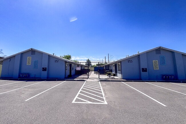 1757 E Harvard St in Phoenix, AZ - Building Photo - Building Photo