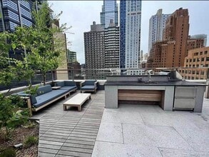 138 Willoughby St in Brooklyn, NY - Building Photo - Building Photo