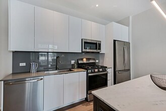 1965 N Campbell Ave in Chicago, IL - Building Photo - Building Photo