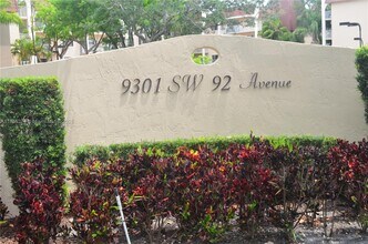 9301 SW 92nd Ave in Miami, FL - Building Photo - Building Photo