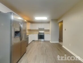 1382 Peggy Ln NW in Conyers, GA - Building Photo - Building Photo