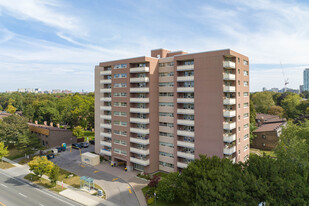 3110 Sheppard Ave E Apartments